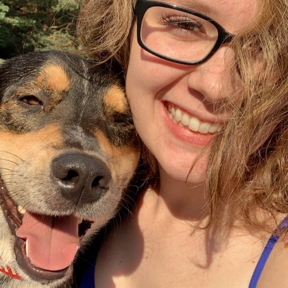 Meet your Posher, Hannah - Picture 1 of 1